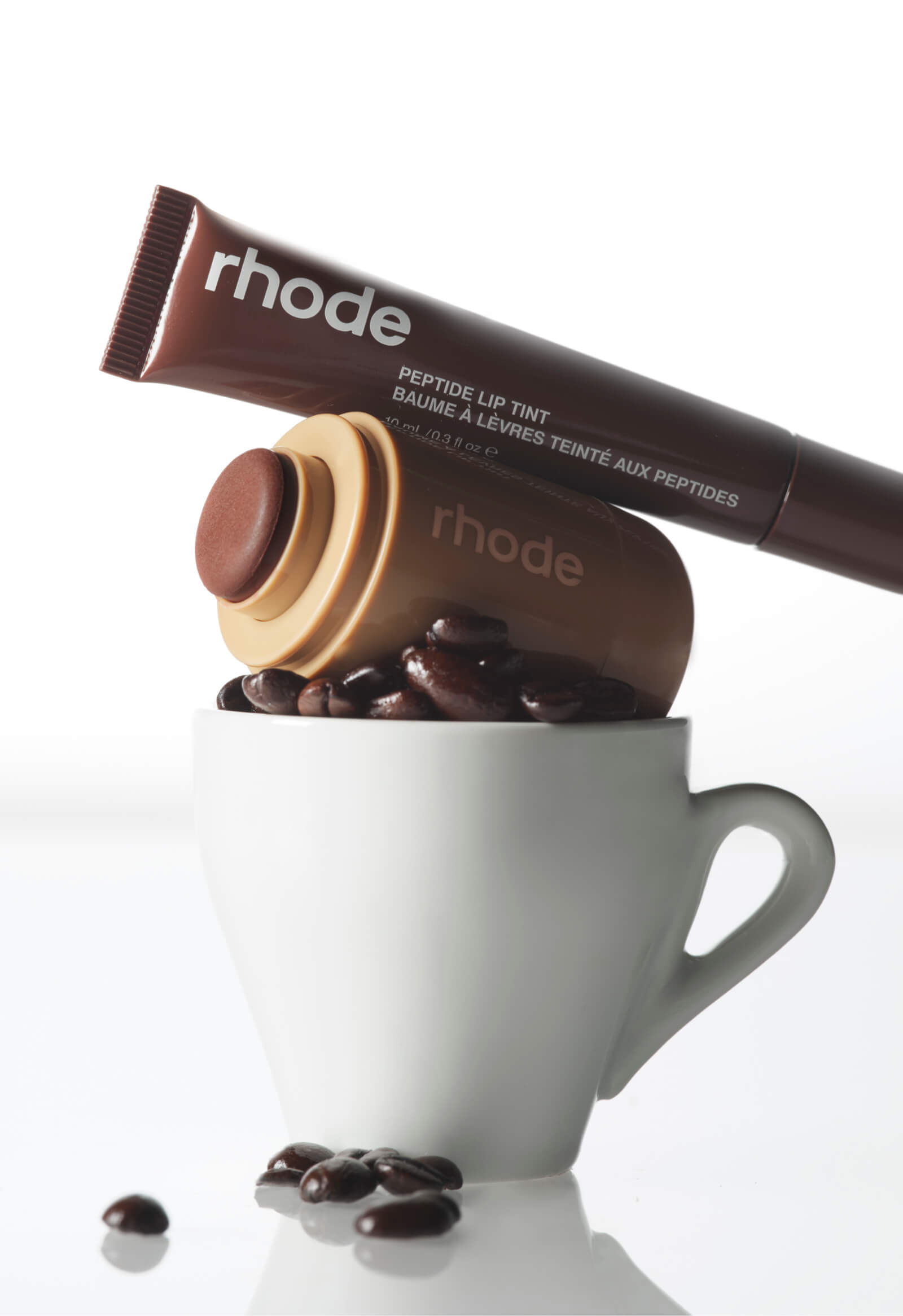 Alternative view of the duos toasted teddy + espresso